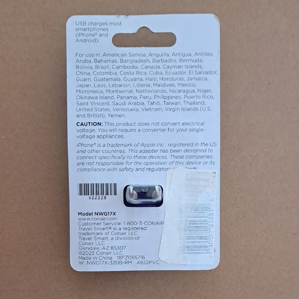 TravelSmart by Conair Adapter Plug with USB Port
